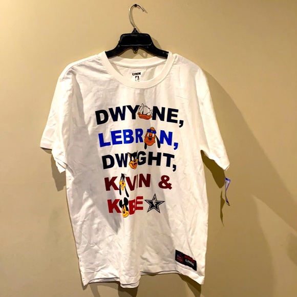 Short sleeve crew neck 2011 nba all star shirt featuring Disney characters - Picture 1 of 7